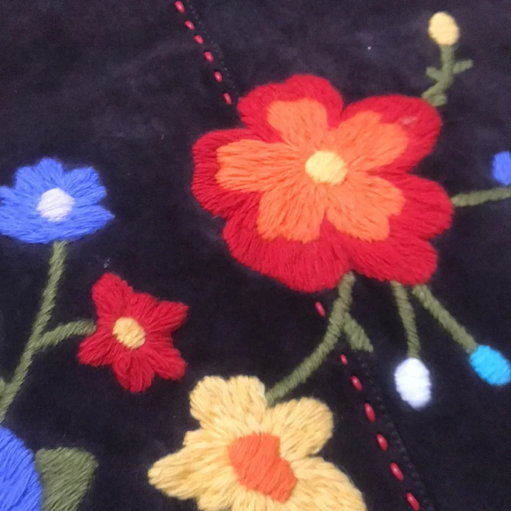 ⚡️FINAL PRICE⚡️ Moschino Cheap and Chic Vintage Flower Leather Skirt - Picture 13 of 16